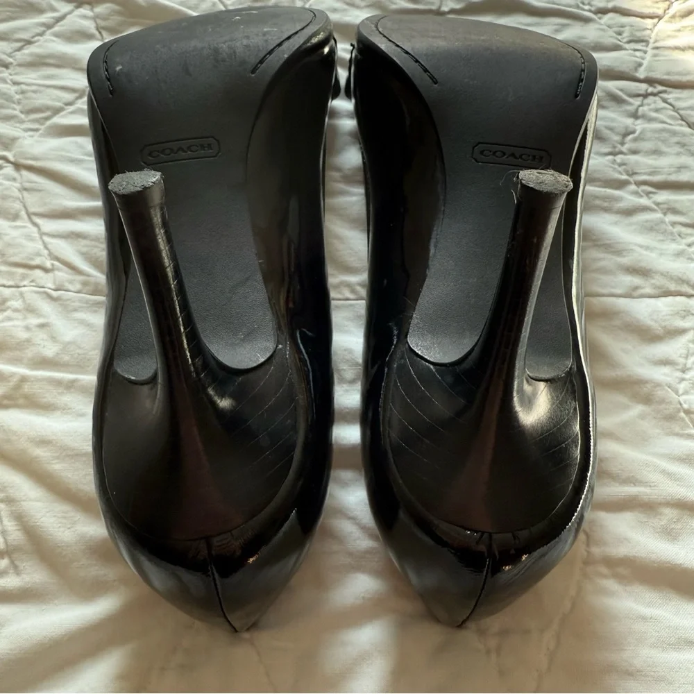 Coach Women’s Black Shiny Open Toe Heels Pumps with Coach Button Buckle - Picture 8 of 12